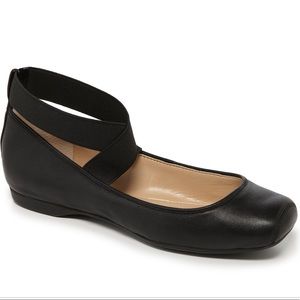 Square toe ballet flats
